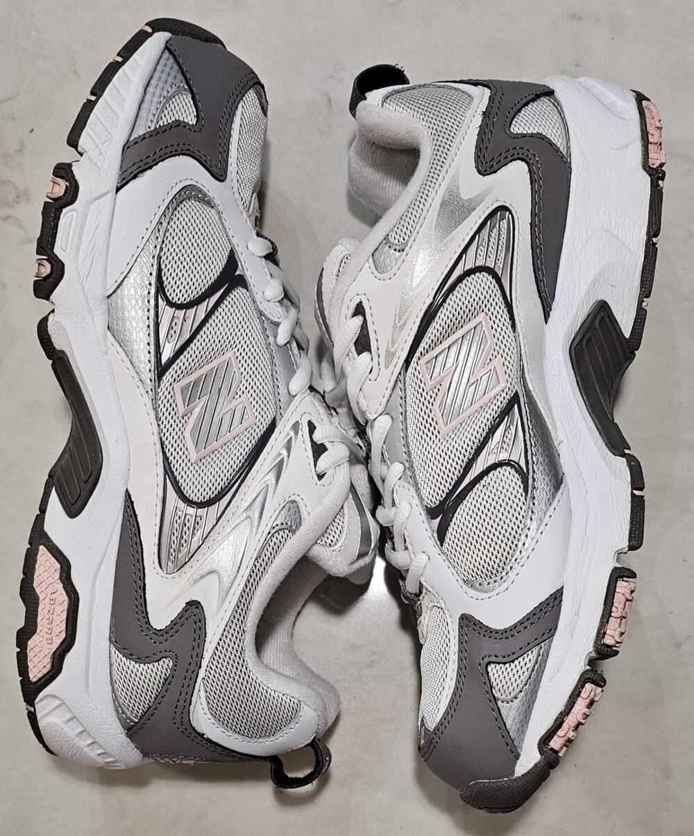 New Balance 505 Women's Size 8.5 White Grey Pink WX505GP